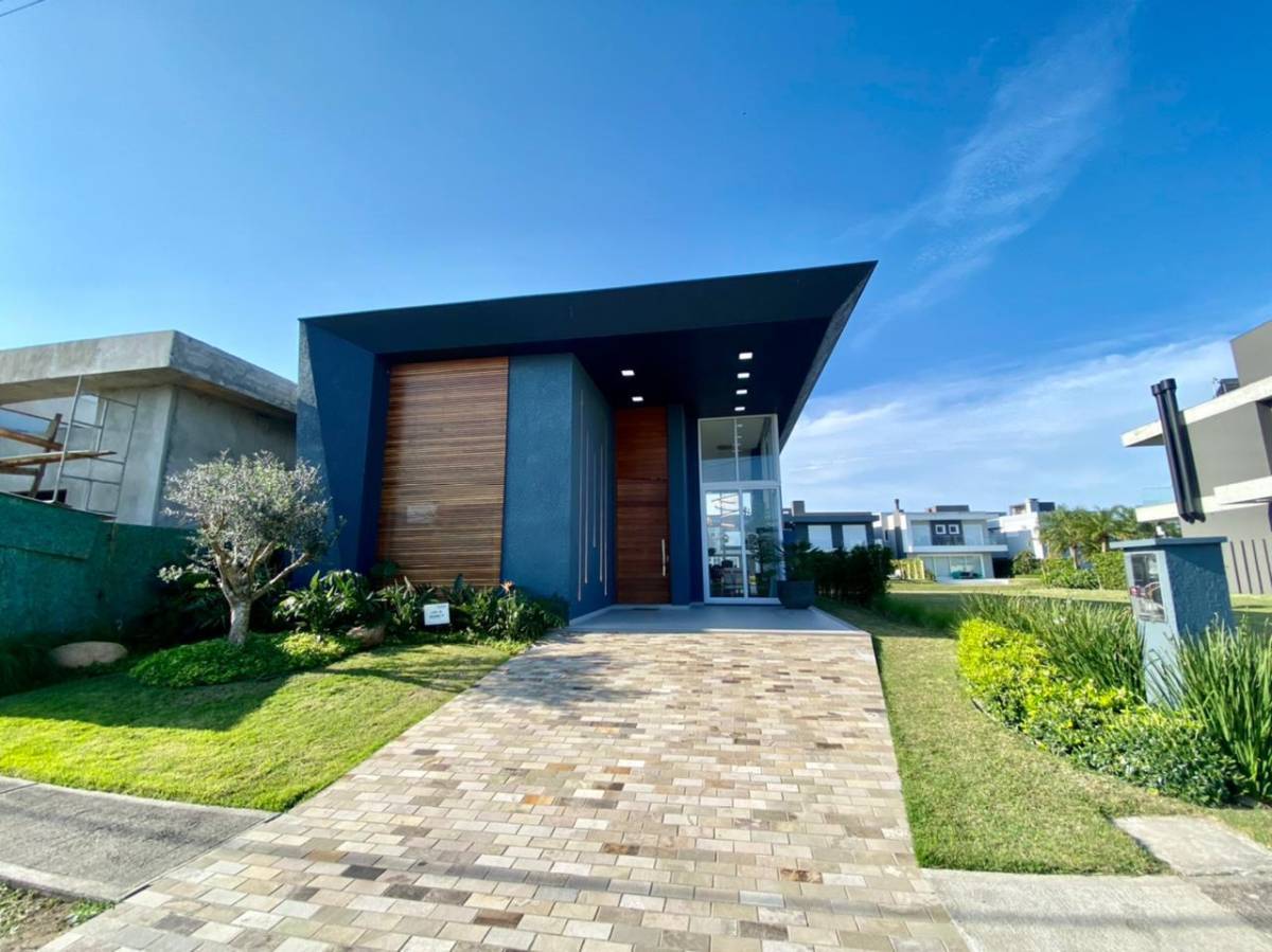 Casa em Condomínio 4 dormitórios em Capão da Canoa | Ref.: 9752